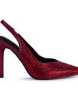 Vista lateral de la zapatilla roja tipo stiletto para dama con punta fina pedrería brillante y tacón medio 10cm
