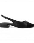vista lateral de zapatillas negras con talón descubierto y tacón bajo 3cm para dama