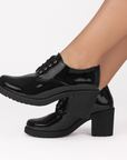 Mocasines negros para dama con cordones, plataforma y tacón grueso tamaño medio 7cm