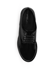 Vista superior del mocasín negro para dama con cordones frontales punta redonda y tacón grueso tamaño medio 7cm