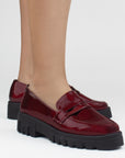 Mocasines vino tipo chunky con antifaz decorativo de tacón bajo 4cm para dama
