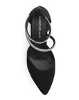 Vista superior de zapatilla para mujer con punta fina cerrada y tiras de pedrería en color negra