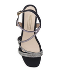 Vista superior de zapatilla negra para mujer con tiras brillantes y tacon bajo ancho de 6cm