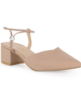 Vista diagonal de zapatilla maquillaje para mujer con correa ajustable y tacón cuadrado bajo de 5cm