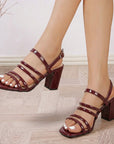 Zapatilla vino de diseño descubierto para mujer de tiras delgadas con tacón bloque medio de 9cm