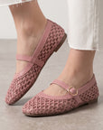 Flats tipo balerinas rosas para mujer tejidas con pulsera en empeine de piso