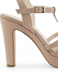 Vista trasera de tacón alto de 12cm en zapatilla para mujer con pulsera ajustable al tobillo en color nude
