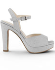 Vista lateral de zapatilla plateada para dama con plataforma, pulsera ajustable al tobillo, punta abierta y tacón alto 12cm