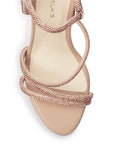 Vista de material cabra sintético en zapatilla maquillaje para mujer con pedreria y tacón de 10cm