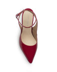 Vista superior de zapatilla roja para mujer con hebilla ajustable en pulsera