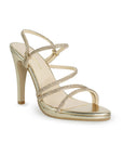 Vista diagonal de zapatilla oro para mujer con tiras brillantes y tacón de 10cm