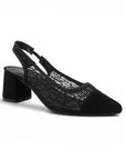vista diagonal de zapatillas negras para dama con talón descubierto y tacón bajo 6cm para dama