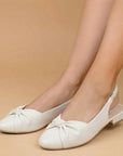 Flats beige para mujer con moño y correa trasera de elástico ajustable destalonado