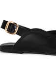 Vista trasera en la suela de piso de flats negro para dama con pulsera ajustable