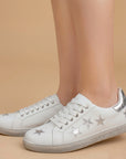Tenis Blanco Plata Mujer Casual Moda Cordones Estilo Urbano Suela Baja 4490097
