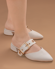 Zapatilla Beige Dama Casual Moda Herraje Tacon Bajo Comodo 3201357