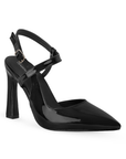 Vista diagonal de zapatilla negra puntal para mujer con tacón de 10cm