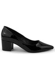 Vista lateral de zapatilla negra charol puntal con tacón bajo 5cm para mujer