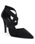 vista diagonal de zapatilla negra puntal para mujer