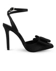 Vista lateral de zapatilla negra para mujer con tacon delgado alto 11cm con moño