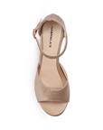 Vista superior de zapatilla oro rosado para mujer con pulsera