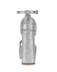 Vista trasera de tacón alto 13cm en zapatilla plata para mujer
