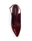 Vista superior de zapatilla vino para mujer puntal