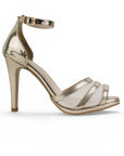 Vista lateral de zapatilla oro para mujer con pulsera y tacon medio