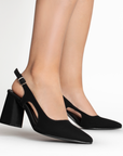 Zapatillas negras para mujer con tacón ancho de 8cm puntales y diseño destalonado 