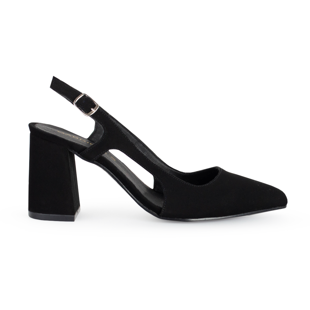 Vista lateral de zapatilla negra destalonada para mujer con tacón de 8cm y punta fina ajustable 