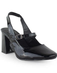 vista lateral de zapatillas negras de charol con correa ajustable y tacón medio 8cm para dama 