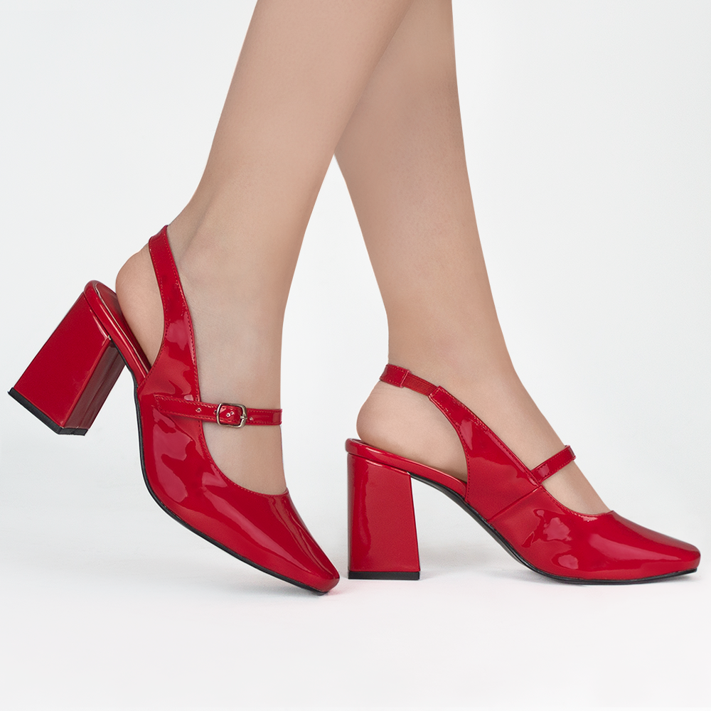 Zapatillas rojas destalonadas de charol con tacón medio 8cm y correa ajustable para dama 