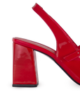 vista trasera del tacón medio 8cm de las zapatillas rojas para dama de charol con correa ajustable 