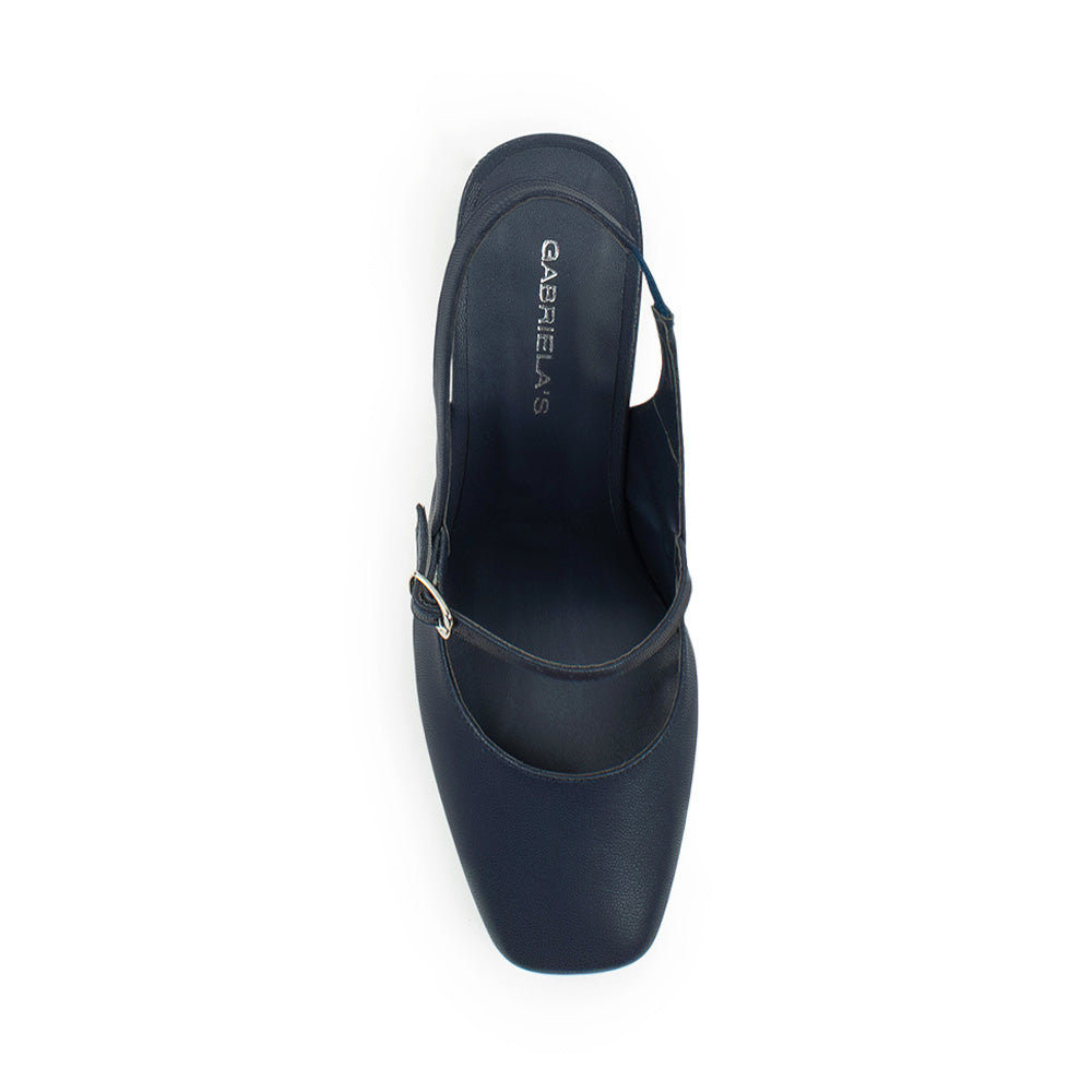 vista superior de zapatillas azul marino para dama destalonadas con tacón medio 8cm 