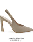 Vista lateral de zapatilla café destalonada para mujer con tacón alto de 11cm y punta fina cerrada 