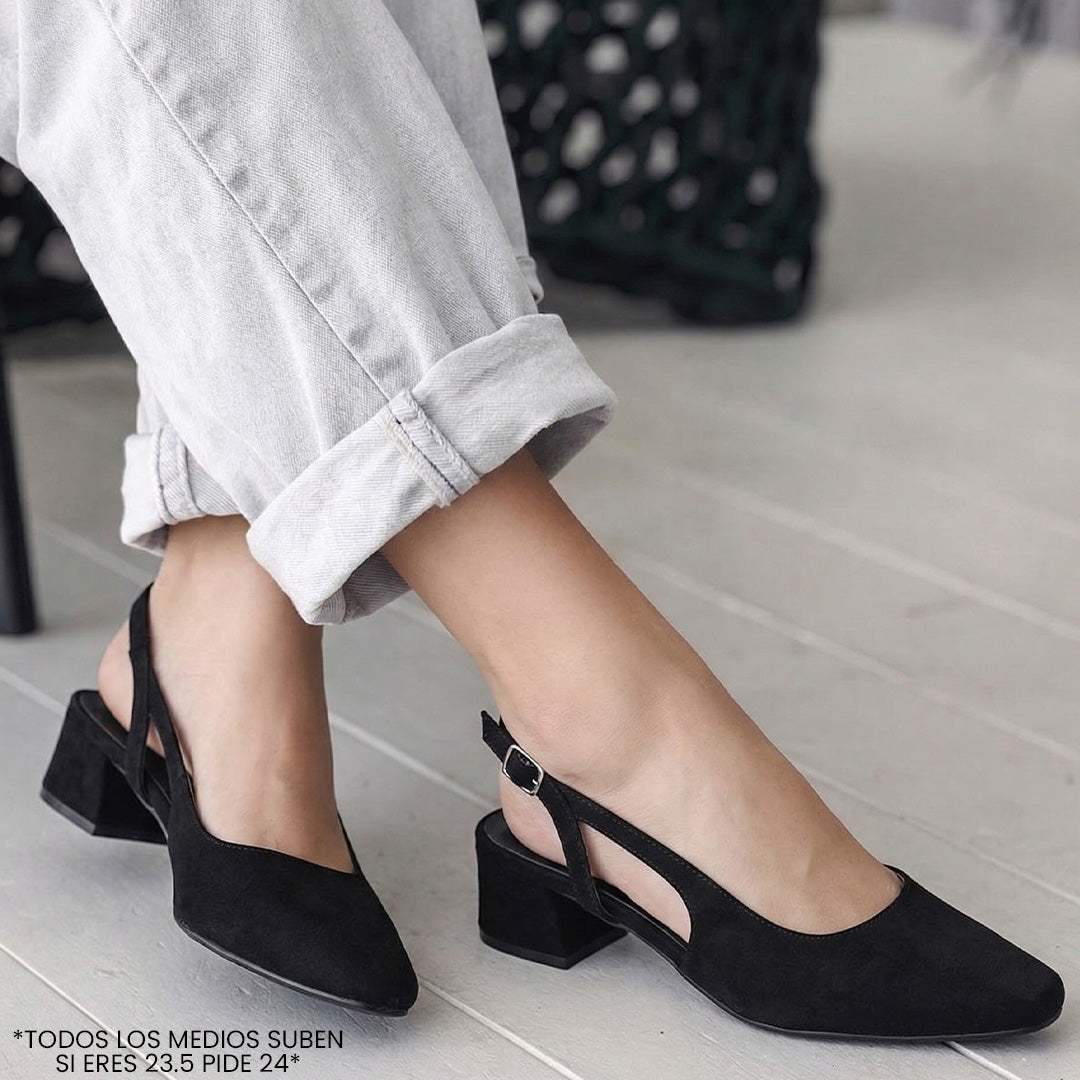 Zapatillas negras de diseño destalonado para mujer con punta cerrada y tacón bajo cuadrado de 5cm