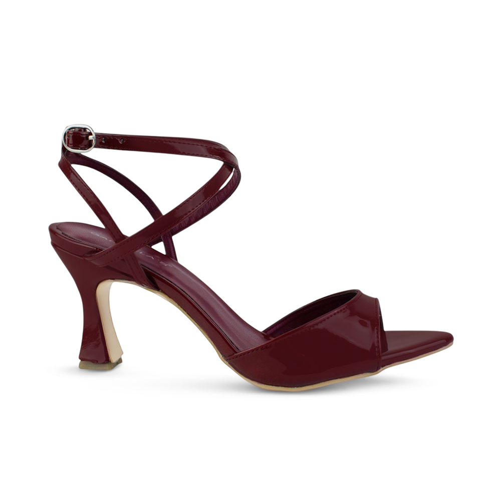 Vista lateral de zapatilla vino de punta fina abierta para mujer con tiras cruzadas al tobillo hebilla redonda y tacón medio de 8cm