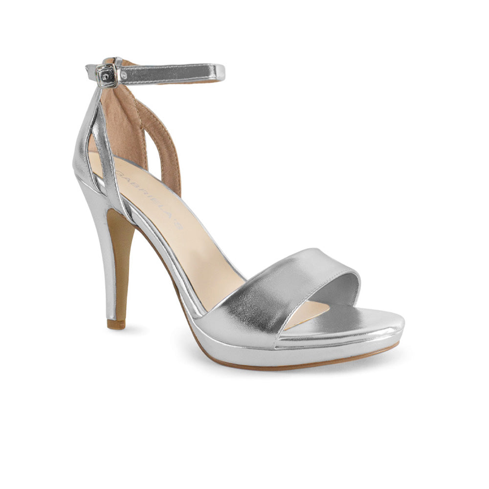 vista diagonal de zapatillas plata para dama con plataforma y tacón medio 8 cm para dama 