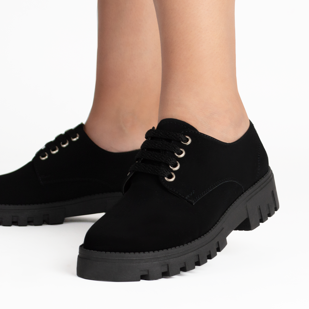 Mocasines negros para mujer con agujetas, punta redonda y tacón ancho bajo de 4cm