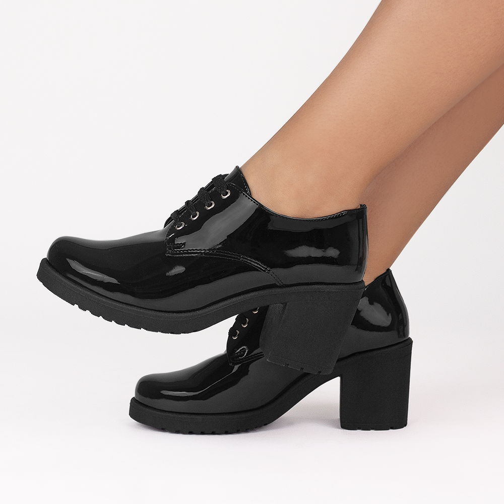 Mocasines negros para dama con cordones, plataforma y tacón grueso tamaño medio 7cm 