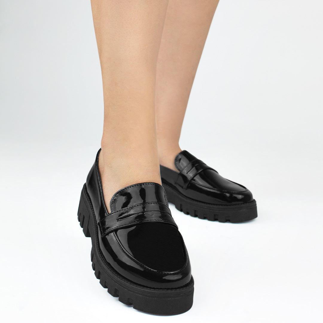 Mocasines negros tipo chunky con antifaz decorativo de tacón bajo 4cm para dama 