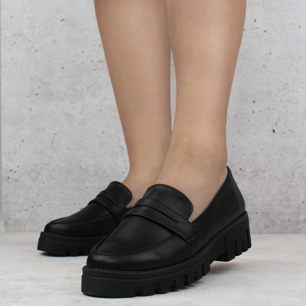 Mocasines negros tipo chunky con antifaz decorativo de tacón bajo 4cm para dama 