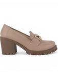 Vista lateral del mocasín nude para dama tipo chunky con tacón grueso tamaño medio 8cm y herraje 