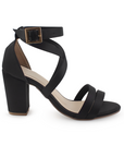 Vista lateral de zapatilla para mujer con tiras cruzadas, hebilla ajustable y tacón medio de 8cm en color negro