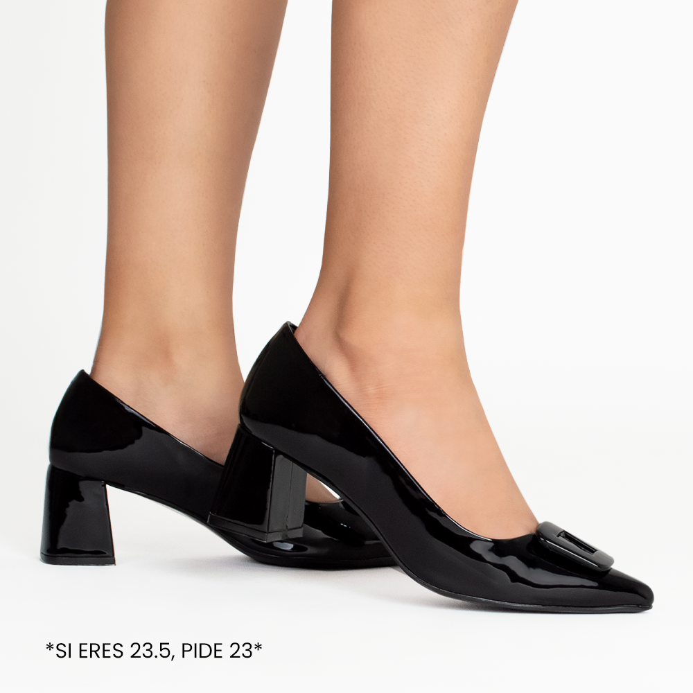 Zapatillas negras de charol con punta fina y tacón bajo 6cm para dama 