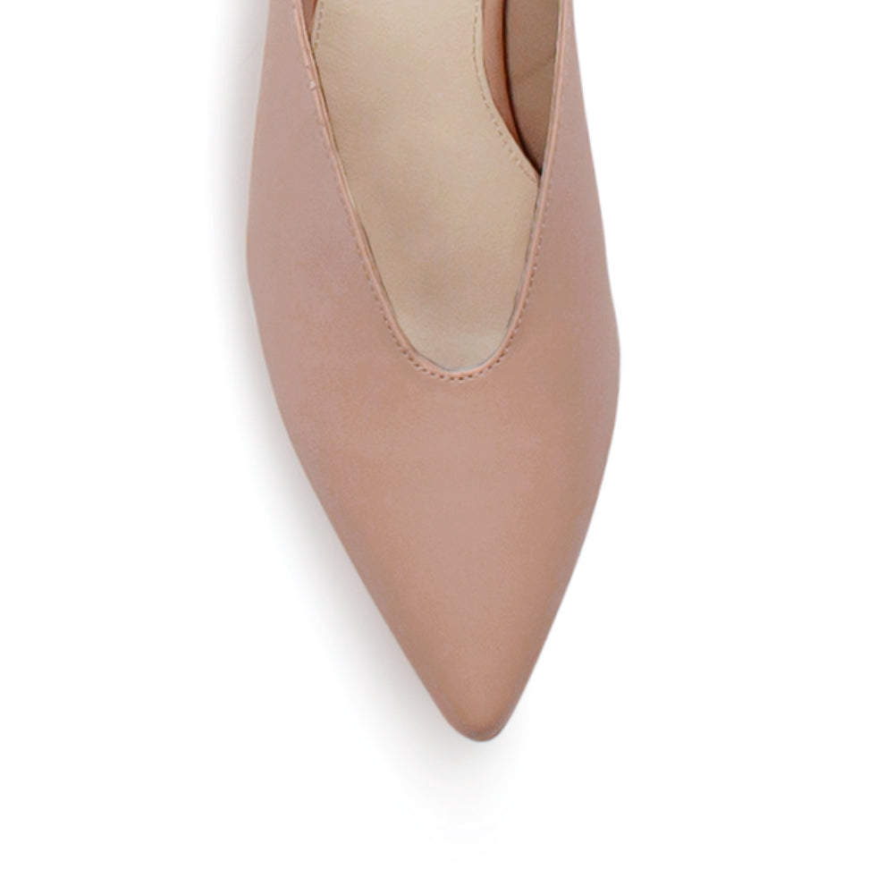 Vista de material cabra sintético en zapatilla maquillaje para mujer tipo stiletto