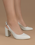 Zapatillas beige destalonadas para mujer de punta fina con tacón de bloque 8cm