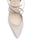 Vista de material cabra sintético en zapatilla con pulsera y tacón bloque de 8cm para mujer en color beige