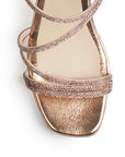 Vista de material sintético en zapatilla oro rosa descubierta para mujer con pedrería pulsera ajustable y tacón ancho de 8cm 