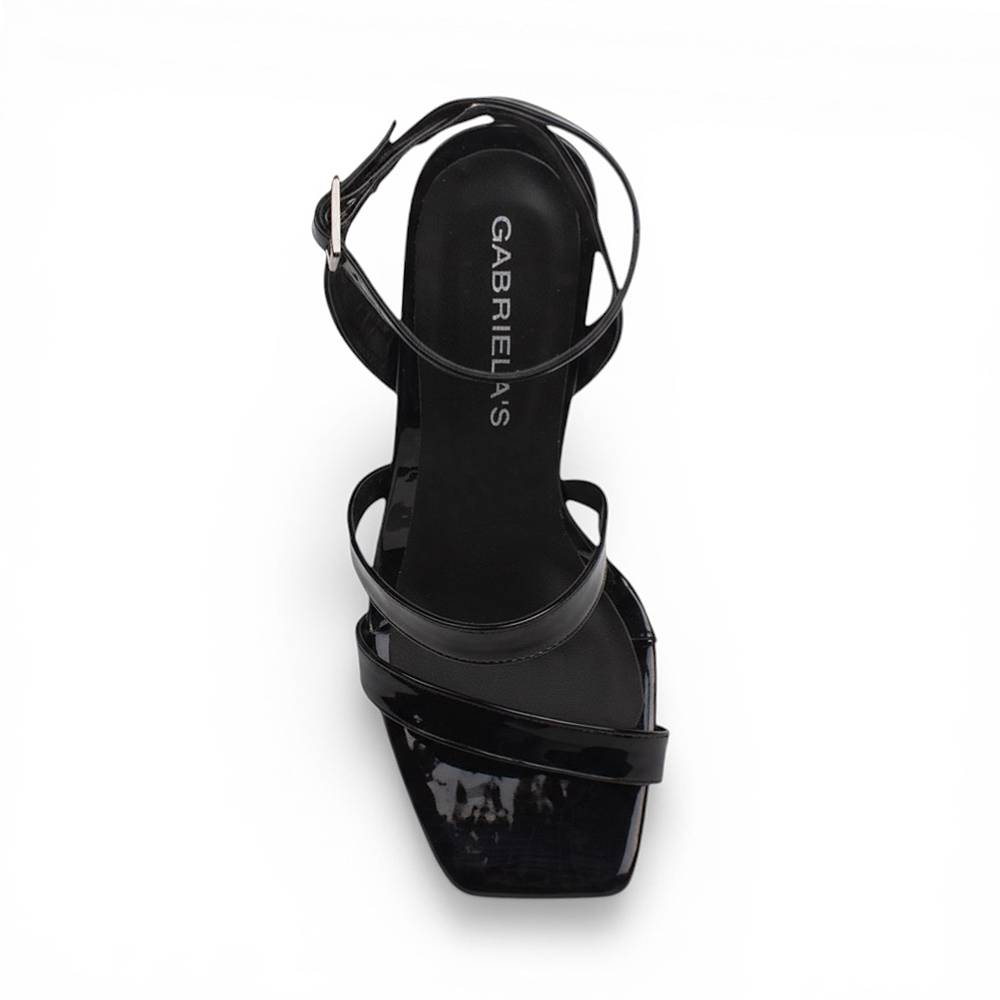 Vista superior de zapatilla negra para mujer de punta cuadrada con pulsera ajustable y tacón ancho de 9cm 